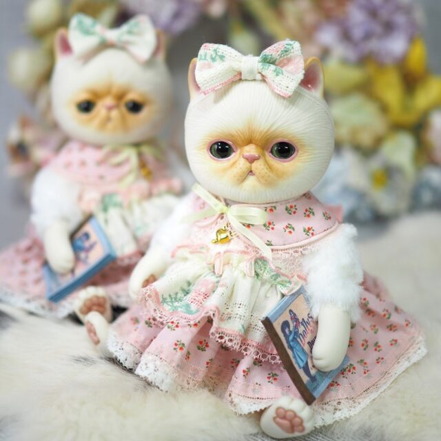 .
ねこちゃんドール♡双子ちゃん(SOLD)
ピンクの小花ワンピースドレスの子

本日『アンクレールの小さな人形店』へアップいたしました♪

#ネコちゃんドール #猫 #cat #catdolls #bisquedoll #dolls #dolly #dollmaker #twins #handmade #ハンドメイド #創作人形 #双子ちゃん #ぬいぐるみ #ビスクドール #オリジナルビスクドール #Uncreerアンクレール